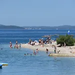 Apartments Vedrana